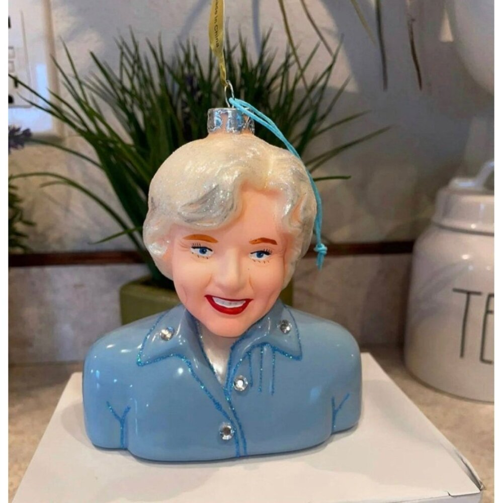 New in Box Betty White Glittery Christmas Ornament *Golden Girls*